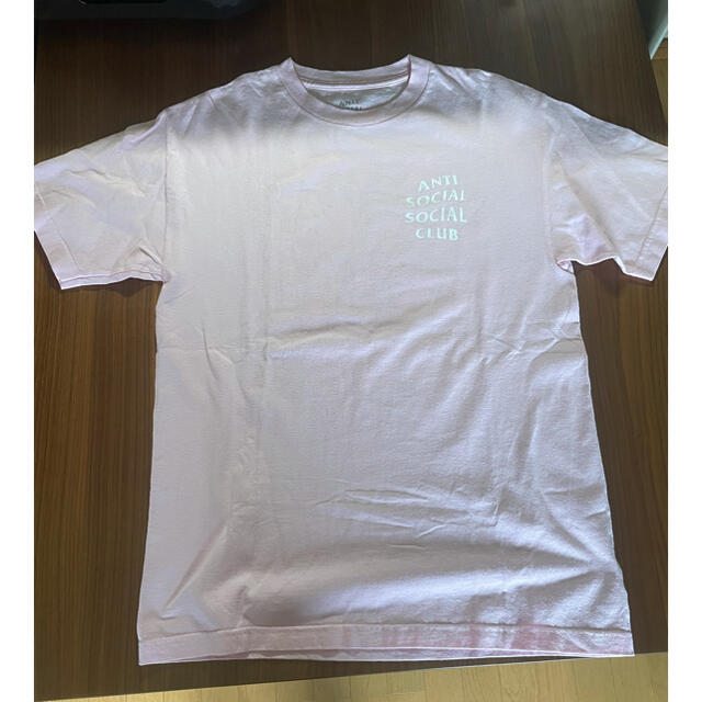 ANTI(アンチ)のanti social social club Tシャツ　Ｍサイズ レディースのトップス(Tシャツ(半袖/袖なし))の商品写真