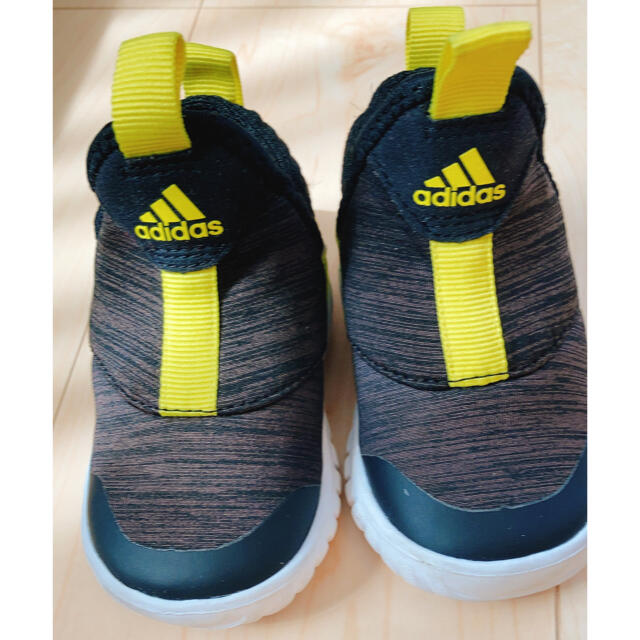 adidas(アディダス)のアディダス　12cm 男の子　靴 キッズ/ベビー/マタニティのベビー靴/シューズ(~14cm)(スニーカー)の商品写真