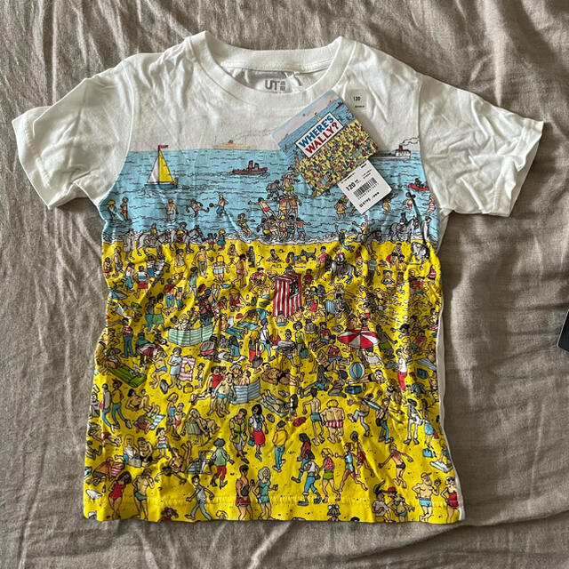 UNIQLO(ユニクロ)のUNIQLO新品 Tシャツ120ウォーリーを探せコラボ キッズ/ベビー/マタニティのキッズ服男の子用(90cm~)(Tシャツ/カットソー)の商品写真