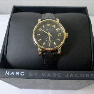 マークバイマークジェイコブス(MARC BY MARC JACOBS)の【稼働美品】 Marc By Marc Jacobs　ベイカー 黒文字盤(腕時計)