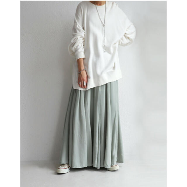 antiqua(アンティカ)のantiqua フレアデザインスカート　カーキミント レディースのスカート(ロングスカート)の商品写真