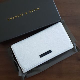 チャールズアンドキース(Charles and Keith)のCHARLES AND KEITH 長財布(財布)