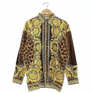 ジャンニヴェルサーチ(Gianni Versace)のジャンニヴェルサーチ 長袖シャツ 総柄 メデューサボタン 46 黄 茶(シャツ)