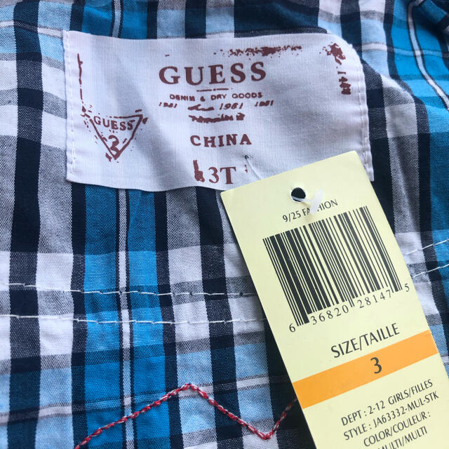 GUESS(ゲス)のGuess チェックシャツ　半袖 キッズ/ベビー/マタニティのキッズ服男の子用(90cm~)(ジャケット/上着)の商品写真