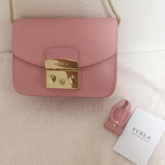 Furla(フルラ)の新品未使用☆フルラ メトロポリス ピンク レディースのバッグ(ショルダーバッグ)の商品写真