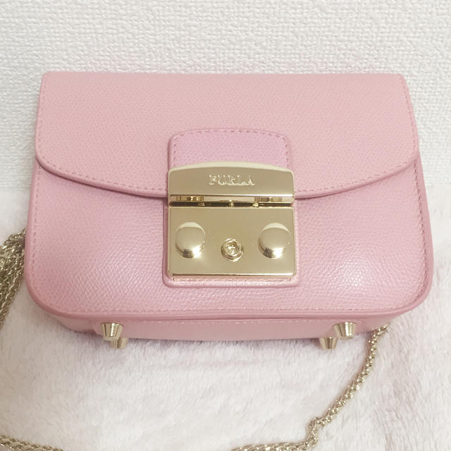 Furla(フルラ)の新品未使用☆フルラ メトロポリス ピンク レディースのバッグ(ショルダーバッグ)の商品写真