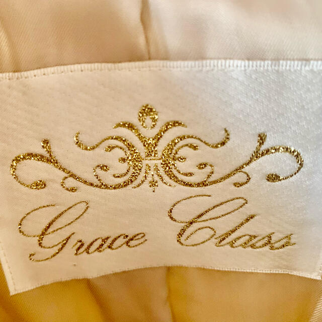 GRACE CONTINENTAL(グレースコンチネンタル)の専用です✩.*˚新品同様✩.*˚グレースコンチネンタルトレンチコート レディースのジャケット/アウター(トレンチコート)の商品写真