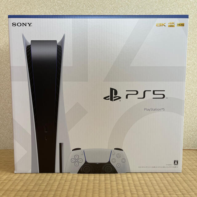 PlayStation(プレイステーション)のPS5 ディスク有　通常版 中古美品 おまけ スパイダーマン  エンタメ/ホビーのゲームソフト/ゲーム機本体(家庭用ゲーム機本体)の商品写真