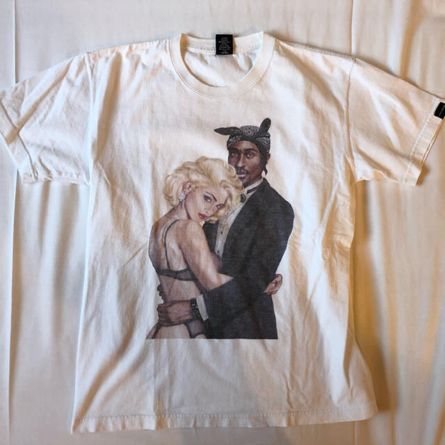 APPLEBUM(アップルバム)のapplebum Tシャツ 2pac マドンナ　L メンズのトップス(Tシャツ/カットソー(七分/長袖))の商品写真