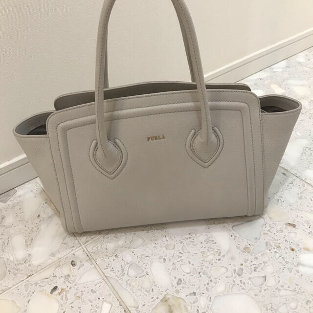 FURLA手提げバックレディース