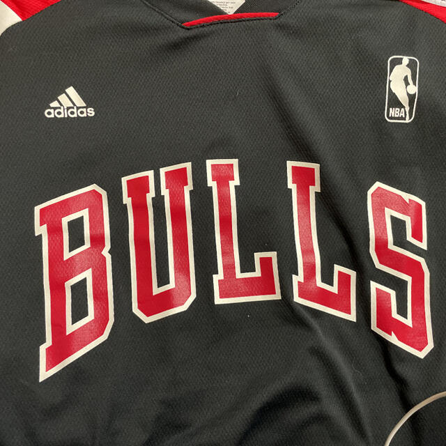 adidas(アディダス)のアディダス　メンズS シカゴブルズ　Tシャツ　NBA バスケ　BULLS 半袖 メンズのトップス(Tシャツ/カットソー(半袖/袖なし))の商品写真