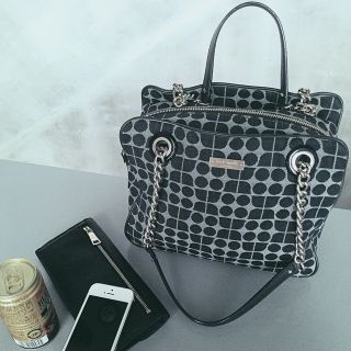 ケイトスペードニューヨーク(kate spade new york)の【10月特価】良品正規 ケイトスペード 大容量ゴールドチェーンショルダーバッグ(ハンドバッグ)