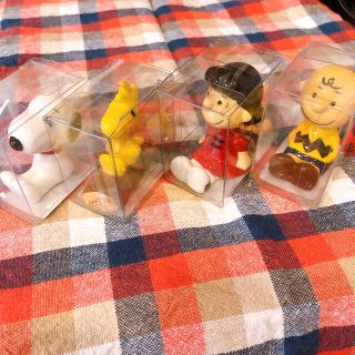 ピーナッツ(PEANUTS)のスヌーピー　箸置き　4点セット(カトラリー/箸)