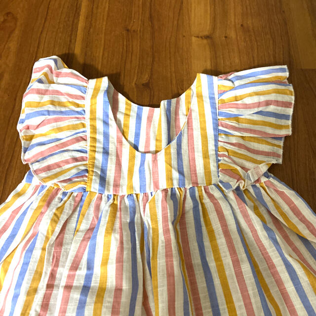 【新品】カラフル　ストライプ　夏　ワンピース　90cm キッズ/ベビー/マタニティのキッズ服女の子用(90cm~)(ワンピース)の商品写真