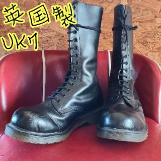 ドクターマーチン(Dr.Martens)のイングランド製 マーチン スチールトゥ(ブーツ)