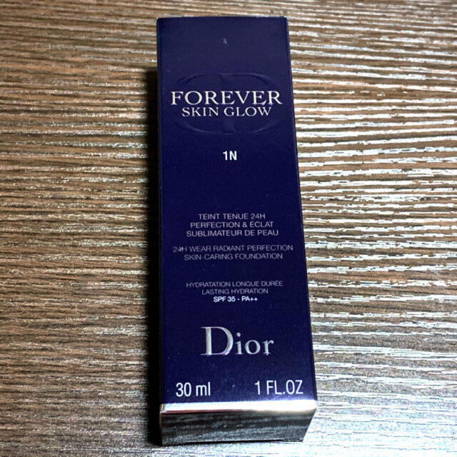 新品未開封☆Dior☆ファンデ