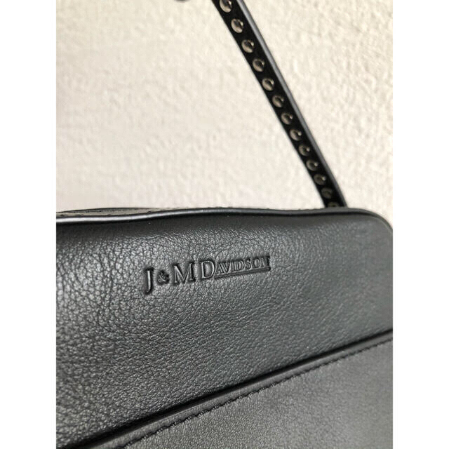 J&M DAVIDSON(ジェイアンドエムデヴィッドソン)の【美品】J&M DAVIDSON ペブルミニハンドバッグ レディースのバッグ(ハンドバッグ)の商品写真