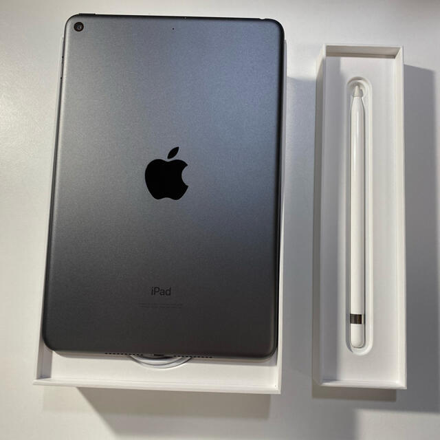 iPad(アイパッド)のiPad mini5 Wi-Fiモデル 64GB ApplePencil第1世代 スマホ/家電/カメラのスマートフォン/携帯電話(スマートフォン本体)の商品写真