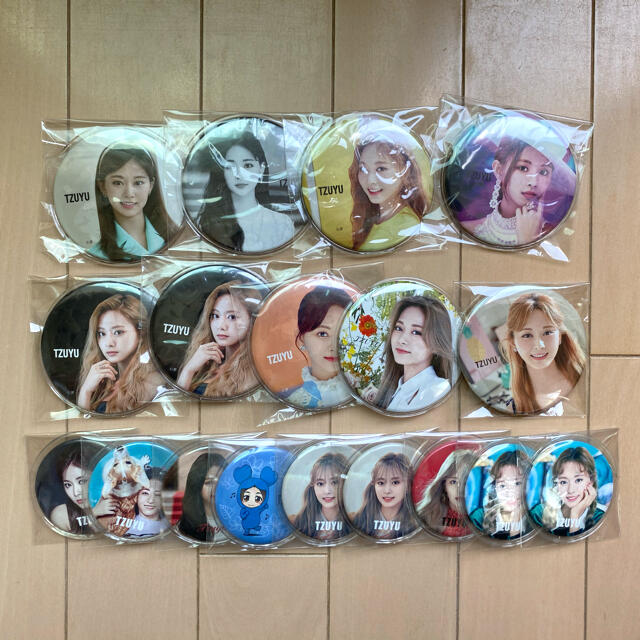 twice ツウィ　缶バッチ