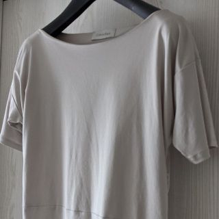 カルバンクライン(Calvin Klein)の【美品★ライトグレー】コットン100%✦中古✦(カットソー(半袖/袖なし))