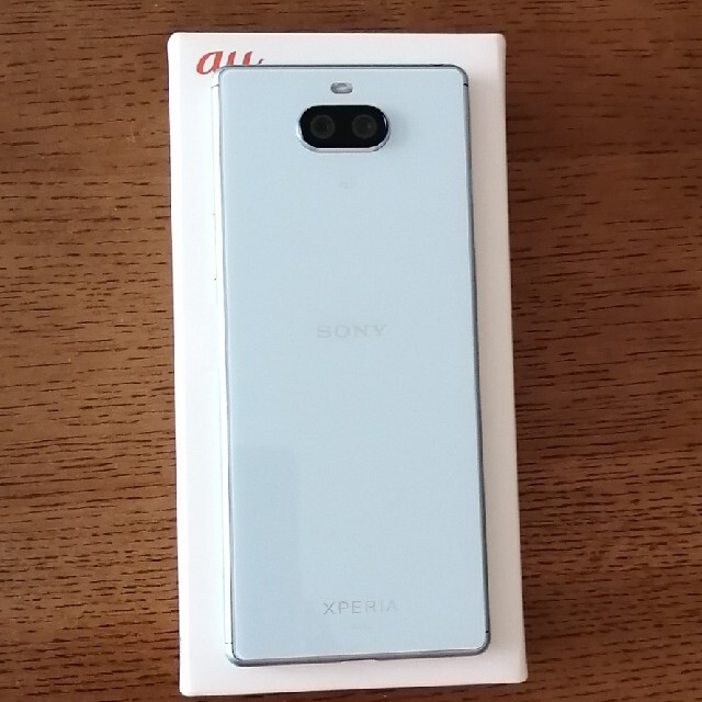 Xperia(エクスペリア)のXperia 8  au SOV42 ブルー  (SIMロック解除済) スマホ/家電/カメラのスマートフォン/携帯電話(スマートフォン本体)の商品写真