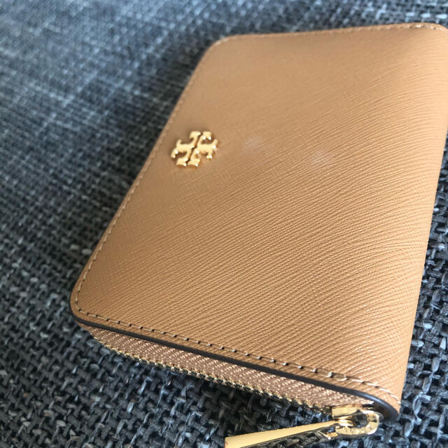 Tory Burch(トリーバーチ)のトリーバーチ　コインケース　カードケース　ミニ財布　キャメル　新品 レディースのファッション小物(コインケース)の商品写真