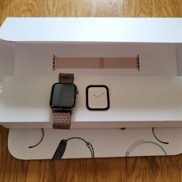 Apple Watch(アップルウォッチ)のapple watch　series4 ステンレス　44mm メンズの時計(腕時計(デジタル))の商品写真
