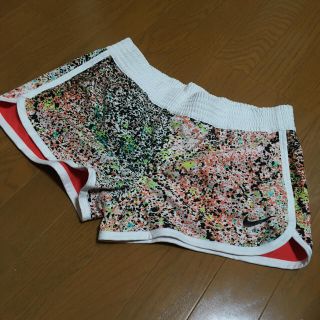 ナイキ(NIKE)のNIKE スポーツ ショートパンツ(ショートパンツ)