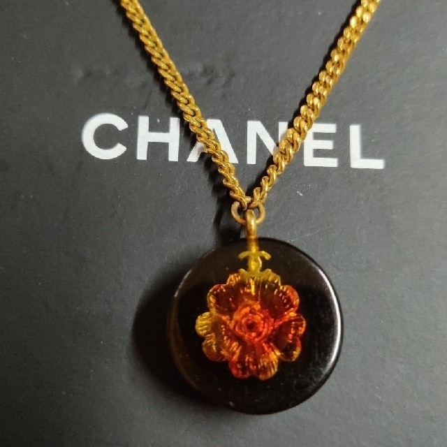 CHANEL - CHANEL ネックレス カメリア 琥珀風 ココマークの通販 CHANEL - CHANEL ネックレス カメリア 琥珀風 ココマークの通販