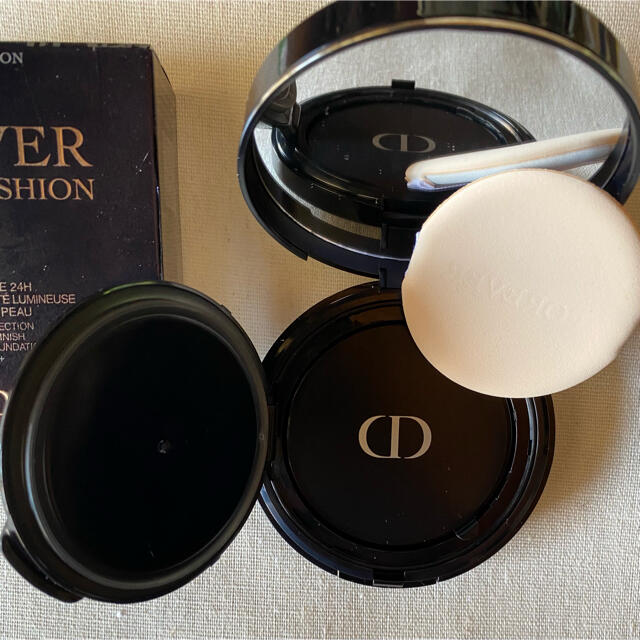 Christian Dior(クリスチャンディオール)のディオールスキン フォーエヴァー クッション ディオールマニア エディション1N コスメ/美容のベースメイク/化粧品(ファンデーション)の商品写真