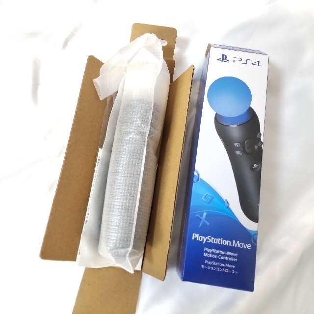 PlayStation VR(プレイステーションヴィーアール)のPS VR プレイステーションVR メガパックセット 美品 エンタメ/ホビーのゲームソフト/ゲーム機本体(家庭用ゲーム機本体)の商品写真