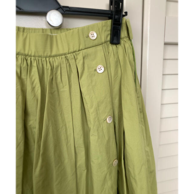 STRAWBERRY-FIELDS(ストロベリーフィールズ)の‼︎お値下げ‼︎ ストロベリーフィールズ ピスタチオカラーのスカート レディースのスカート(ひざ丈スカート)の商品写真