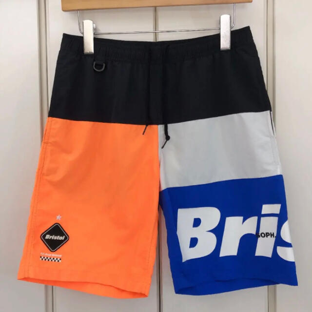 メンズ美品 SOPH. F.C.R.B. カラーブロック ショートパンツ(S)