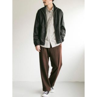 アーバンリサーチ(URBAN RESEARCH)の【新品未使用タグ付き】国内生地使用 Wool tuck wide pants(スラックス)