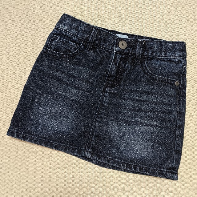 babyGAP(ベビーギャップ)のデニムスカート キッズ/ベビー/マタニティのキッズ服女の子用(90cm~)(スカート)の商品写真