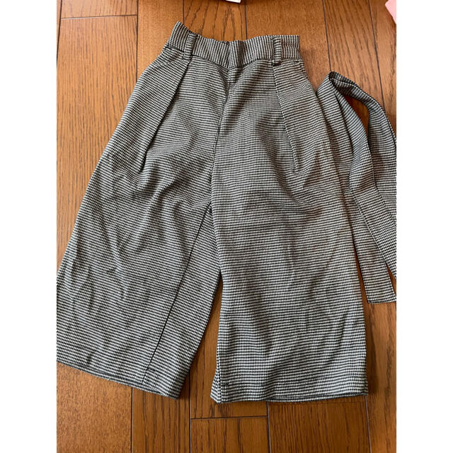 GU(ジーユー)のキッズ　パンツ キッズ/ベビー/マタニティのキッズ服女の子用(90cm~)(パンツ/スパッツ)の商品写真