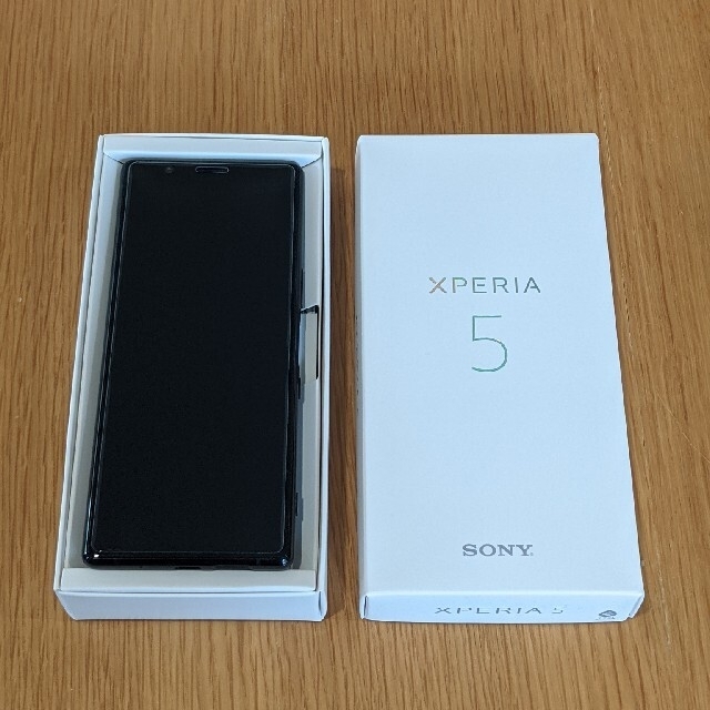 Xperia 5 J9260 国内版simフリー 純正カバー付き