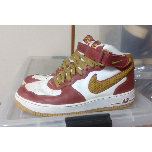 NIKE(ナイキ)の希少 限定 NIKE AIR FORCE 1 MID 29cm US11 LOW メンズの靴/シューズ(スニーカー)の商品写真