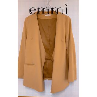 emmi エミ 石原さとみ ジャケット