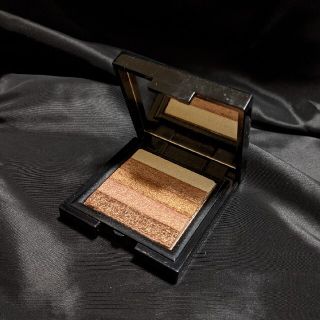 ボビイブラウン(BOBBI BROWN)のBobby Brown  シマーブリック ハイライトブロンズ(フェイスカラー)