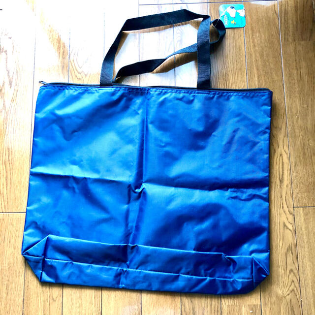 SNOOPY(スヌーピー)の⭐︎スヌーピートートバッグ⭐︎新品 レディースのバッグ(トートバッグ)の商品写真