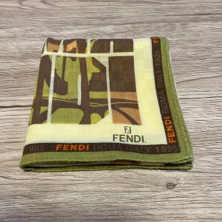 フェンディ(FENDI)のFENDIハンカチグリーン(ハンカチ)