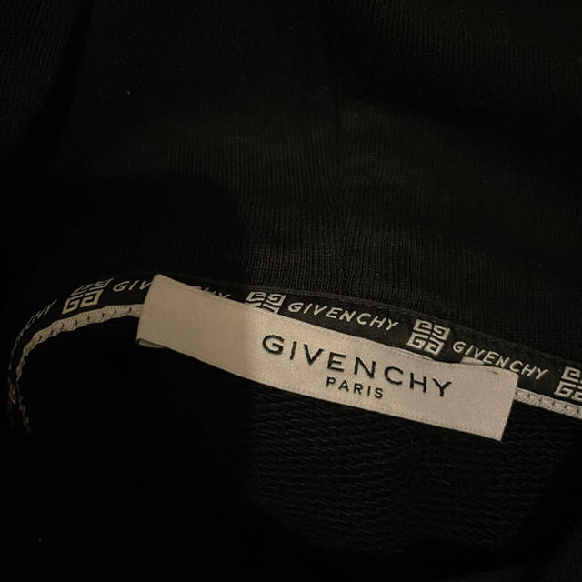 GIVENCHY(ジバンシィ)の[6/7まで]GIVENCHY ロゴパーカー　Mサイズ メンズのトップス(パーカー)の商品写真