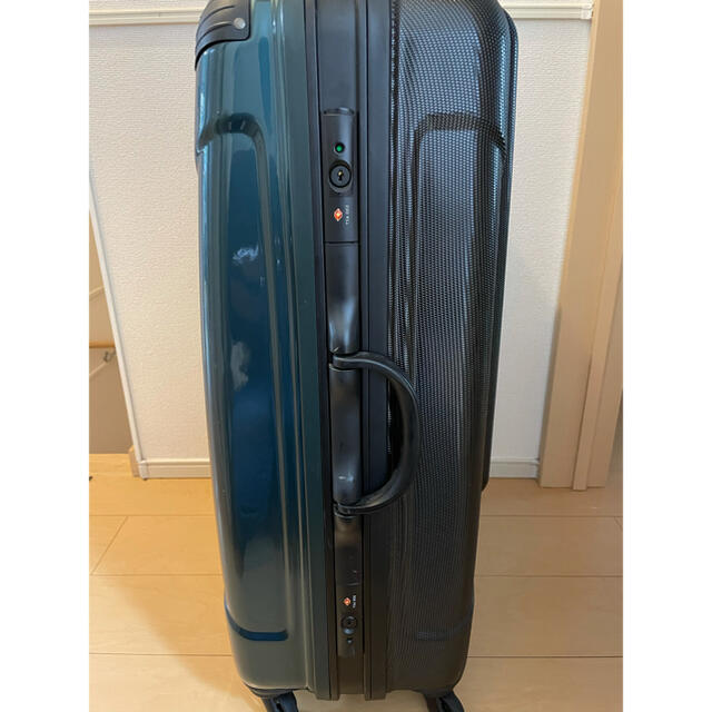 スーツケース、キャリーケース　グリーン　Lサイズ メンズのバッグ(トラベルバッグ/スーツケース)の商品写真