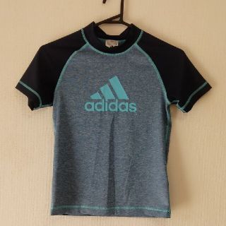 アディダス(adidas)の新品未使用　アディダス　ラッシュガード(水着)