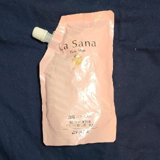 ラサーナ(LaSana)のラサーナ　詰め替え　ヘアミスト　ヘアトリートメント　新品　未開封　(ヘアウォーター/ヘアミスト)