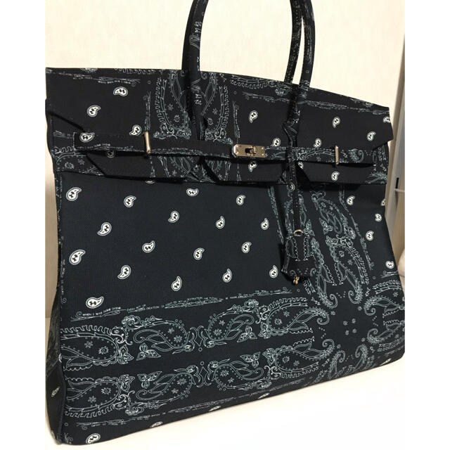 お買い得安い OFF-WHITE THE WORLD IS YOURS PAISLY TRAVEL BAG 50の通販 by ラン2220's shop|オフホワイトならラクマ - 限定SALE得価