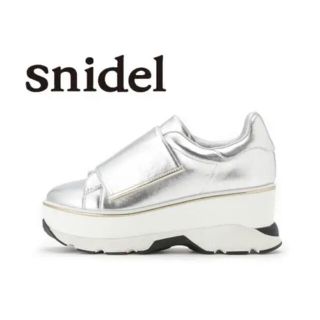 スナイデル(SNIDEL)のSNIDEL スニーカーソールベルクロシューズ スニーカー　ダッドスニーカー　(スニーカー)