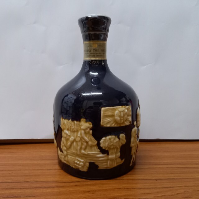 サントリー ザ ウイスキー有田焼750ml - ウイスキー