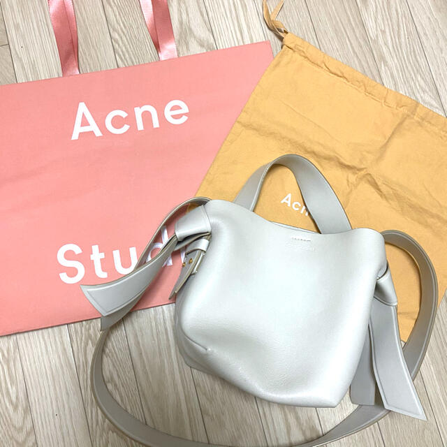 Acne Studios バッグ